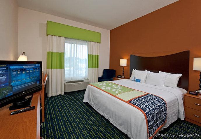 Fairfield Inn And Suites By Marriott Augusta Cameră foto